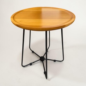 Mesa Lateral Riga Con Base Metálica